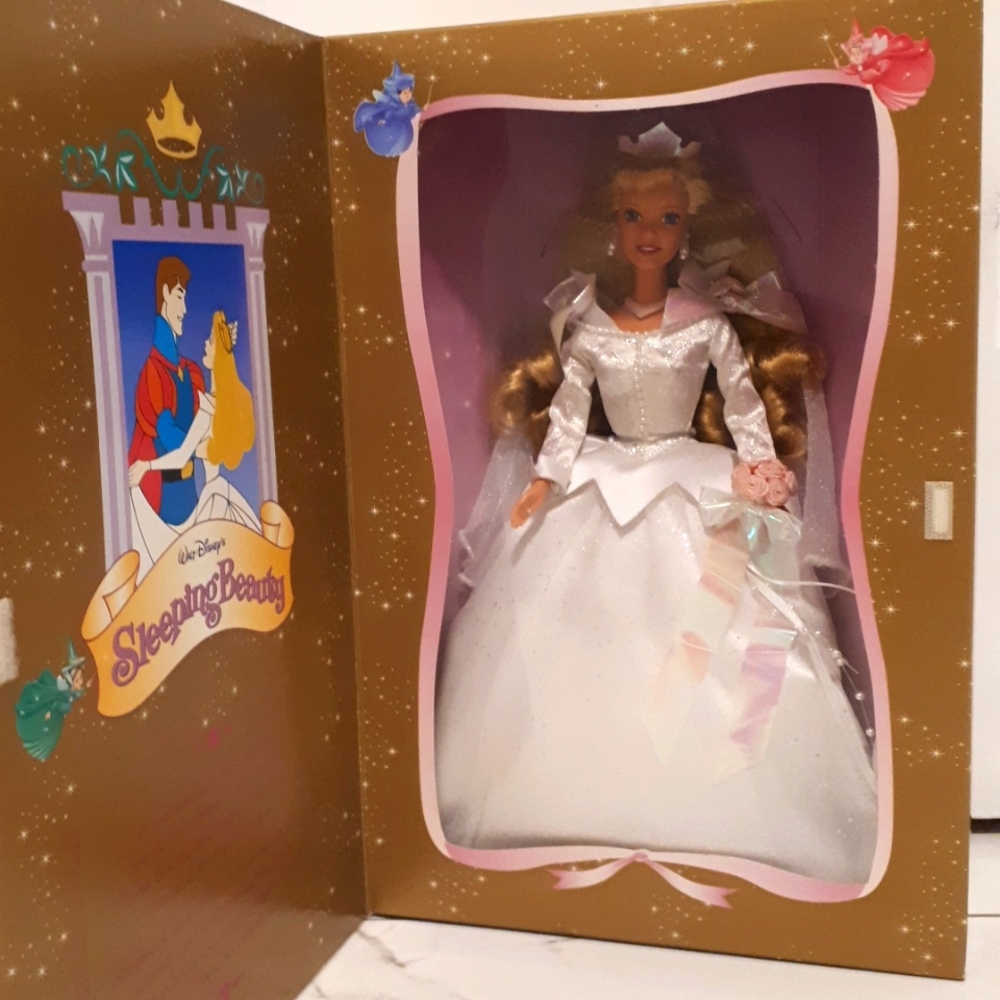 1997 Sleeping Beauty Wedding Barbie IN  BOX